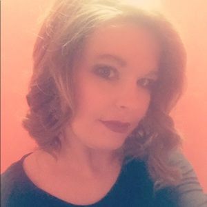 Meet your Posher, Teri